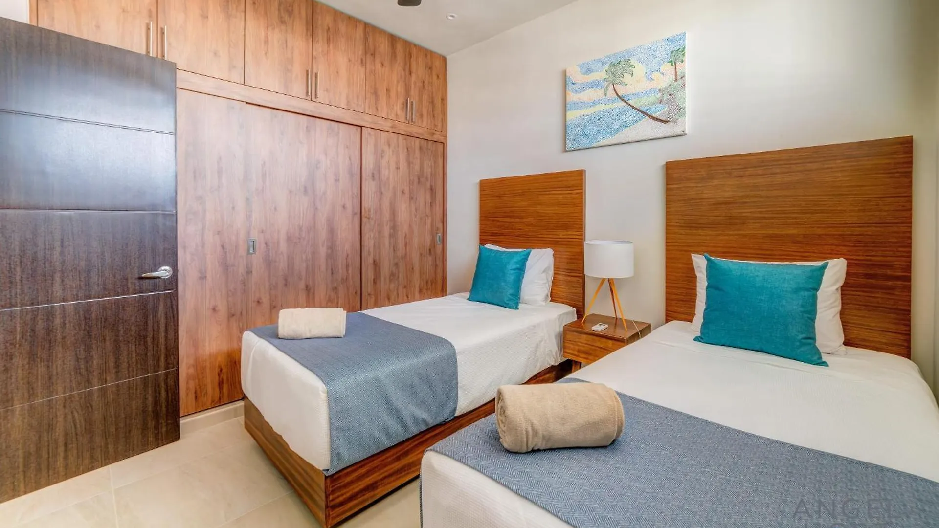 Tranquil Stay Onsite Pool Gym And Playground Playa del Carmen México