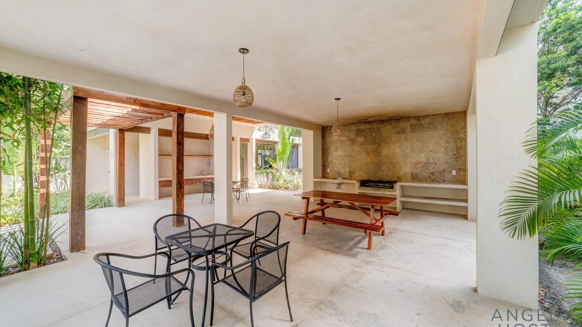Tranquil Stay Onsite Pool Gym And Playground Playa del Carmen 0*,